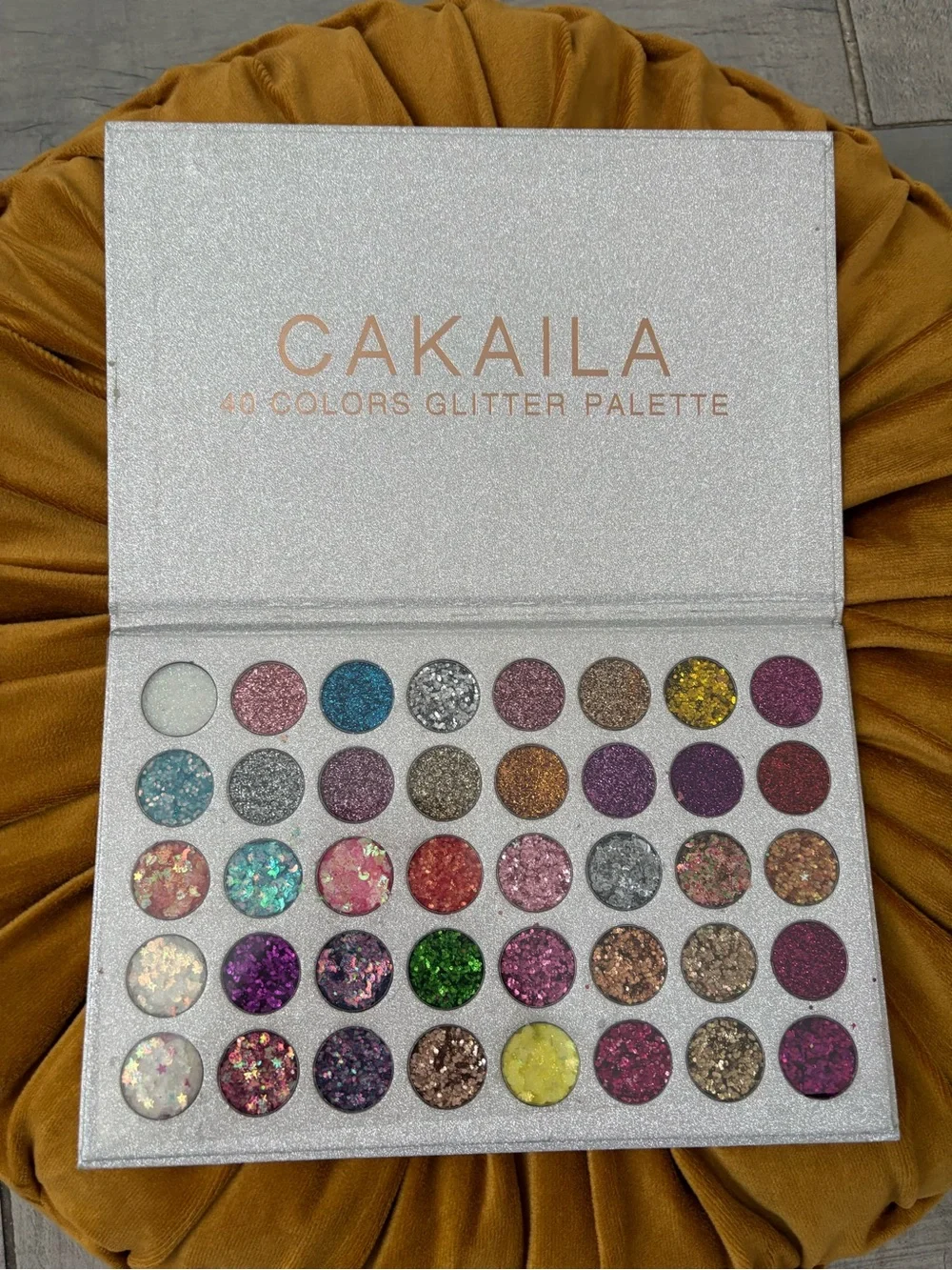 CAKAILA 40 Colors Glitter Sparkling  eyeshadow Palette   new